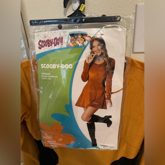 Spirit Halloween Scooby-Do Dress Costume Size Medium - Picture 1 of 4